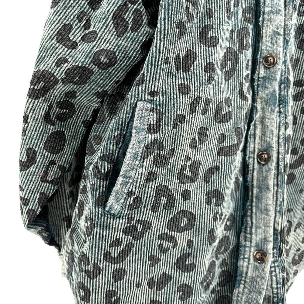 Bibi Vintage Washed Green Sage Corduroy Leopard Spot Button Down Shacket Jacket - Picture 5 of 8